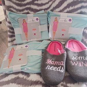 Womens bundle of night shirts and sleepers all brand new